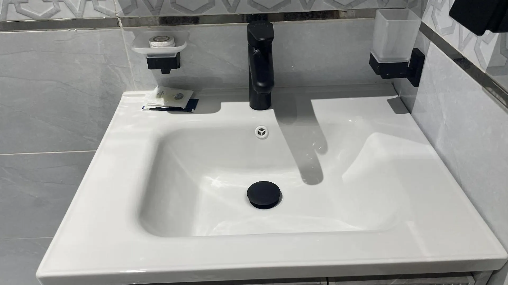 אל-מדינה Saba Furnished Apartments מלון